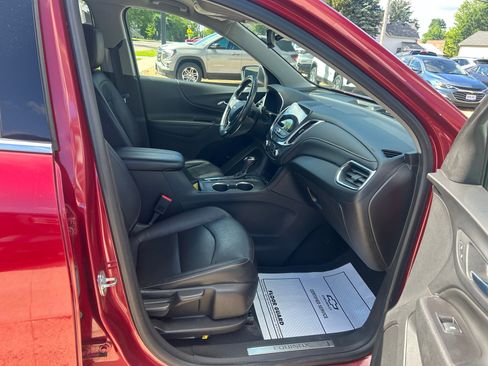 Used 2019 Chevrolet Equinox Premier AWD/4WD image 29