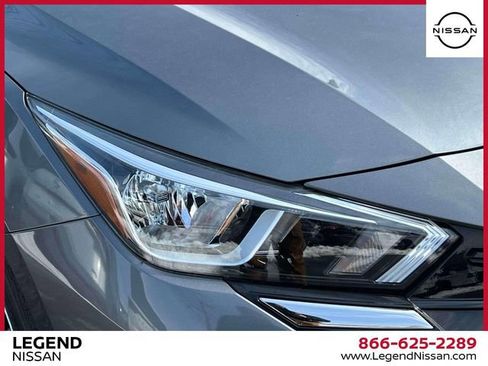 Used 2024 Nissan Versa S w/ Trunk Package image 9