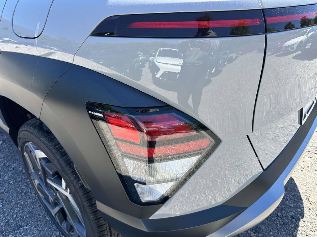 New 2026 Hyundai Kona SEL Premium AWD/4WD image 8