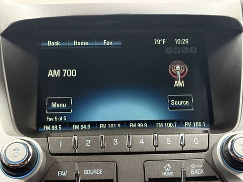 Used 2017 Chevrolet Equinox LS FWD image 13
