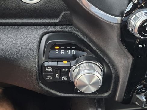 Used 2020 RAM 1500 Laramie w/ Sport Appearance Package image 25