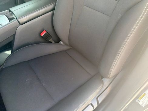 Used 2025 Nissan Rogue S FWD image 17