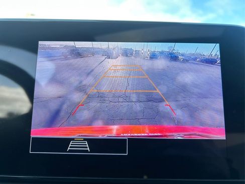 Used 2024 Chevrolet Trax RS w/ Sunroof Package image 38