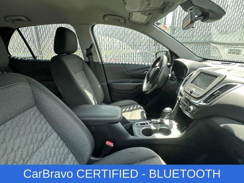 Used 2020 Chevrolet Equinox LT FWD image 2