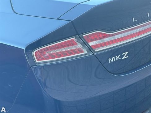 Used 2019 Lincoln MKZ Reserve w/ Luxury Package image 9
