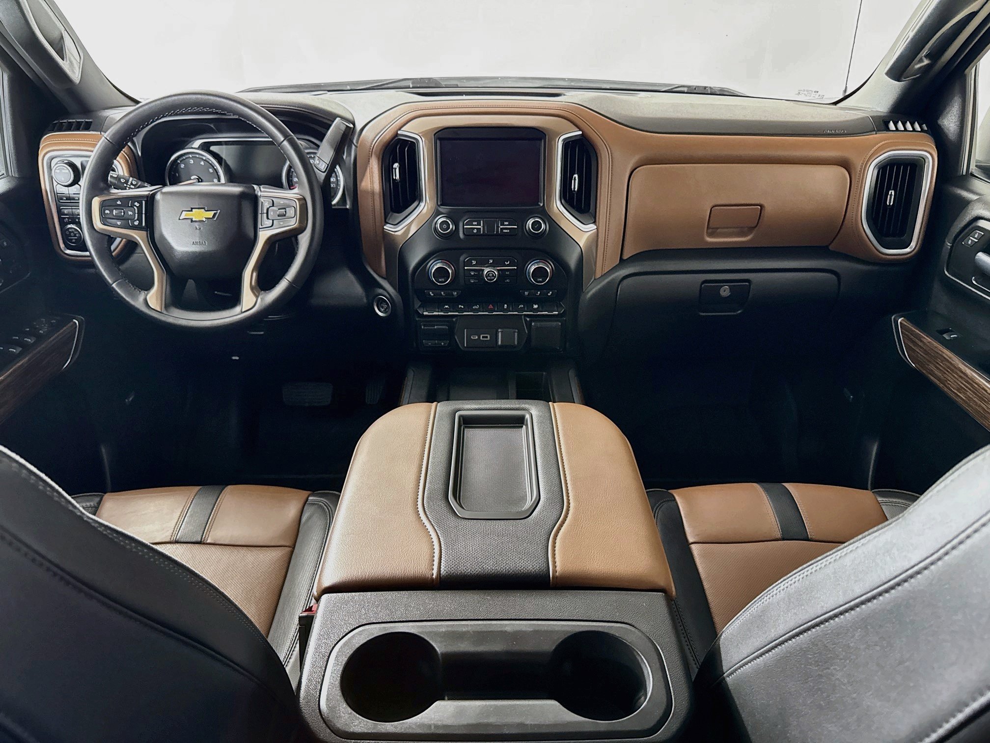 Used 2022 Chevrolet Silverado 1500 High Country w/ LPO, Dark Essentials Package AWD/4WD image 12