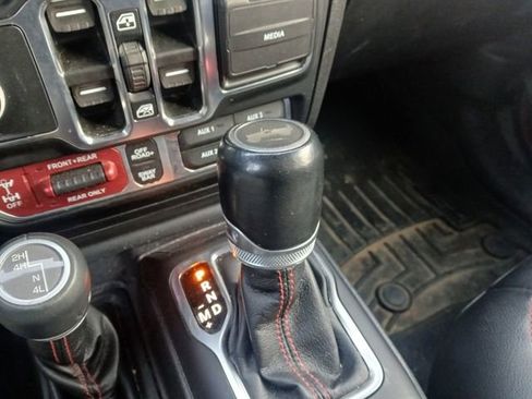 Used 2021 Jeep Wrangler Unlimited Rubicon image 16