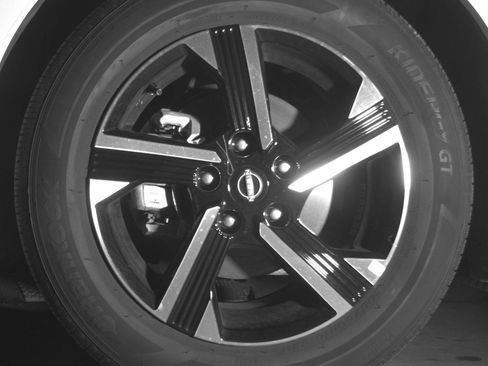 Used 2025 Nissan Sentra SV FWD image 11