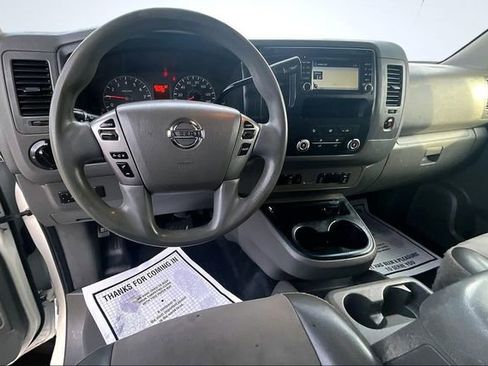 Used 2021 Nissan NV 3500 SV image 8