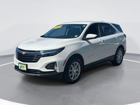Used 2024 Chevrolet Equinox LT AWD/4WD image 3