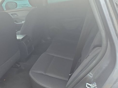 Used 2023 Nissan Rogue S FWD image 9