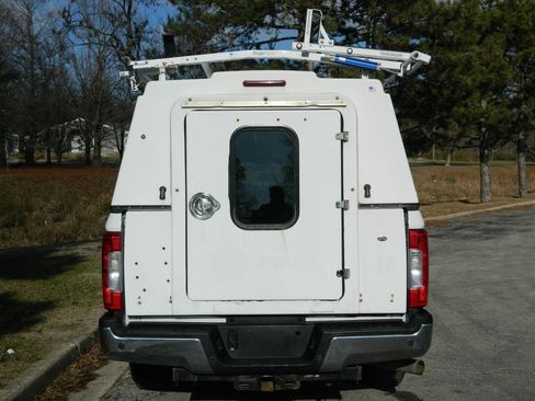 Used 2019 Ford F350 XL w/ XL Value Package image 10