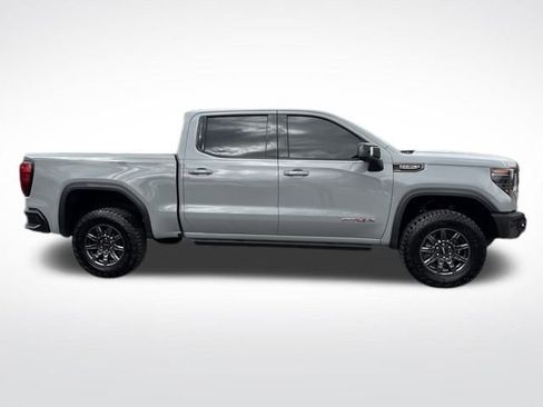 Used 2024 GMC Sierra 1500 AT4X image 7