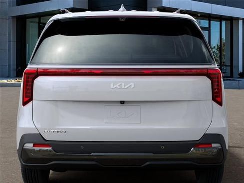 New 2026 Kia Carnival SX Prestige image 13