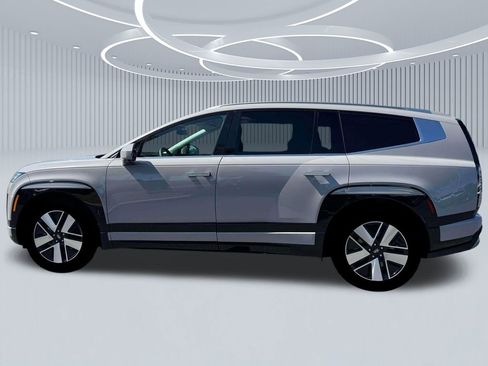 New 2026 Hyundai Ioniq 9 SEL image 3