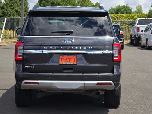 Used 2024 Ford Expedition Limited AWD/4WD image 6