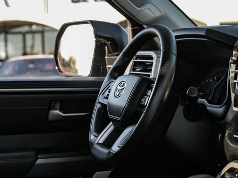 Used 2022 Toyota Tundra SR5 image 13