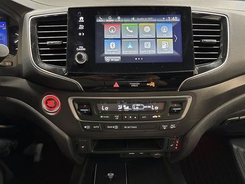 Used 2025 Honda Passport TrailSport image 10