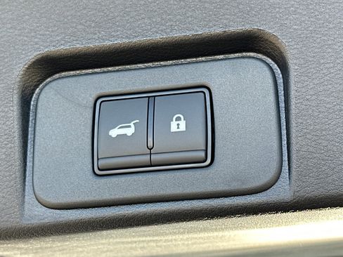 New 2026 Nissan Rogue SV image 19