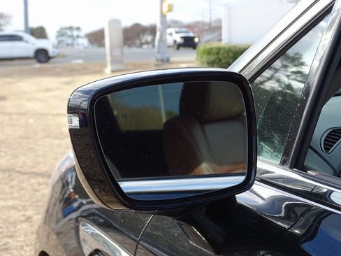 Used 2018 Buick Enclave Avenir w/ Avenir Technology Package image 15