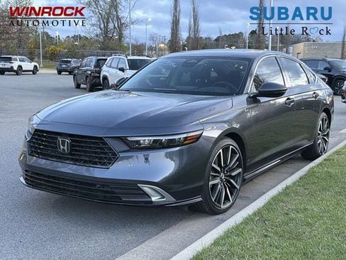 Used 2025 Honda Accord Touring image 1