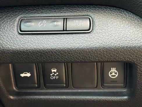 Used 2016 Nissan Altima 2.5 SL w/ 2.5 Technology w/LED Package FWD image 15