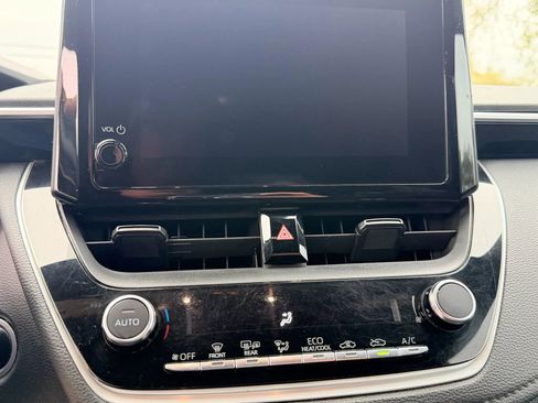 Used 2023 Toyota Corolla SE image 13