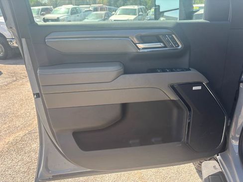Used 2024 Chevrolet Silverado 2500 ZR2 w/ LPO, Dark Essentials Package AWD/4WD image 16
