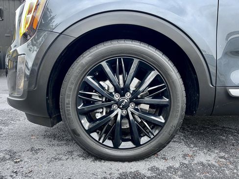 Used 2022 Kia Telluride SX image 32