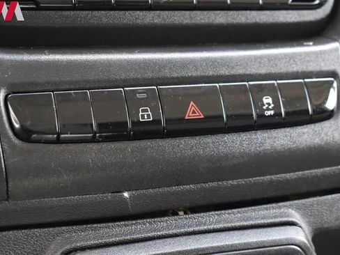 Used 2025 RAM ProMaster 2500 w/ U-Haul Equipment Group FWD image 23