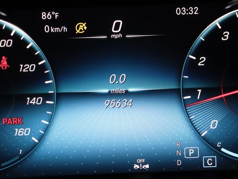 Used 2022 Mercedes-Benz GLC 300 image 43