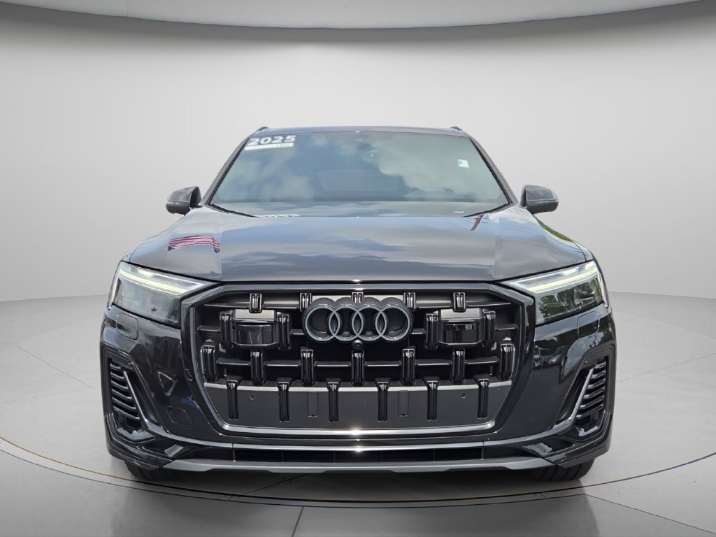 Certified 2025 Audi Q7 2.0T Premium Plus w/ Premium Plus Package AWD/4WD image 4