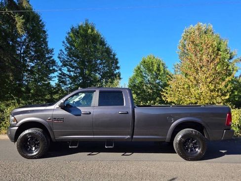 Used 2018 RAM 2500 Laramie w/ Sport Appearance Group AWD/4WD image 11