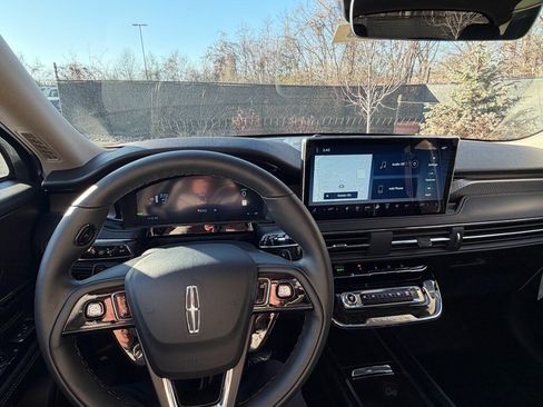 New 2026 Lincoln Corsair Grand Touring image 25