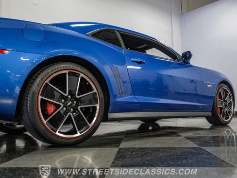 Used 2013 Chevrolet Camaro LT w/ Hot Wheels Special Edition RWD image 28