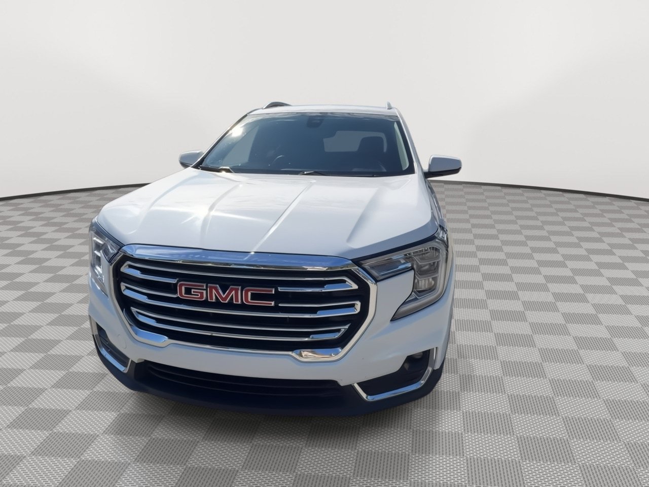 Used 2023 GMC Terrain SLT AWD/4WD image 3