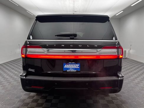 Used 2020 Lincoln Navigator Reserve w/ Equipment Group 208A Reserve image 10