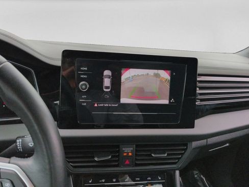 Used 2025 Volkswagen Jetta Sport FWD image 22