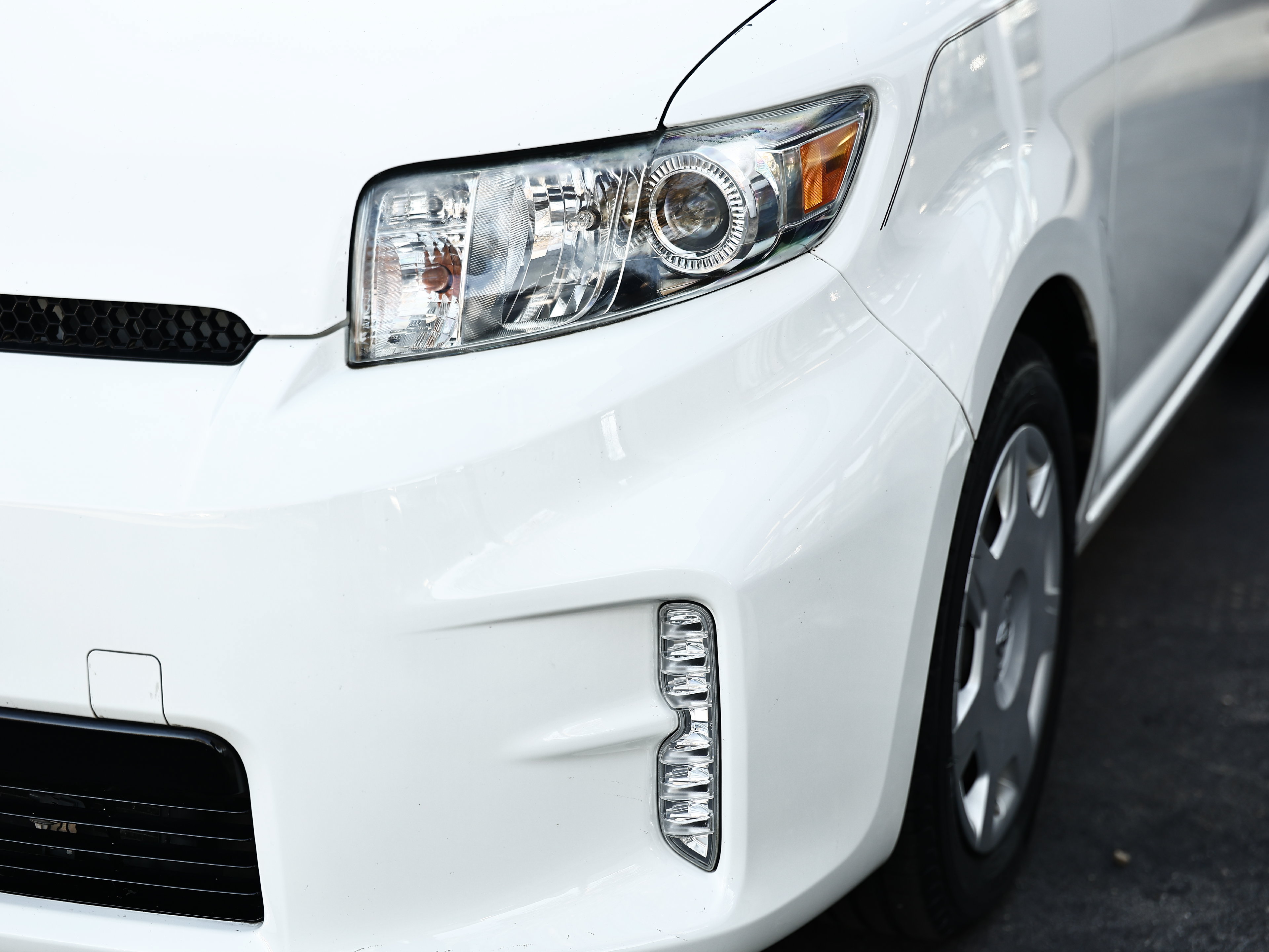 Used 2013 Scion xB FWD image 12
