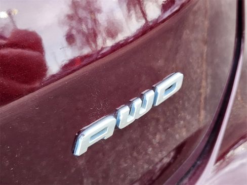 Used 2021 Ford Edge SEL w/ Convenience Package image 7