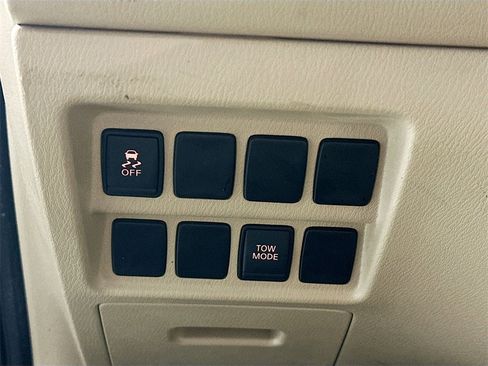 Used 2016 Nissan Pathfinder S image 11