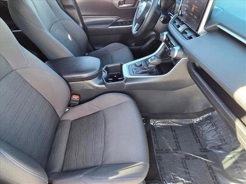 Certified 2023 Toyota RAV4 SE image 20