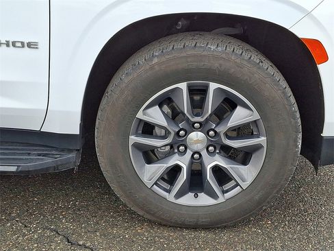 Used 2023 Chevrolet Tahoe LT w/ Luxury Package image 9