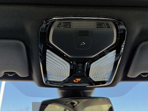 New 2026 BMW 330i Sedan w/ Convenience Package image 23