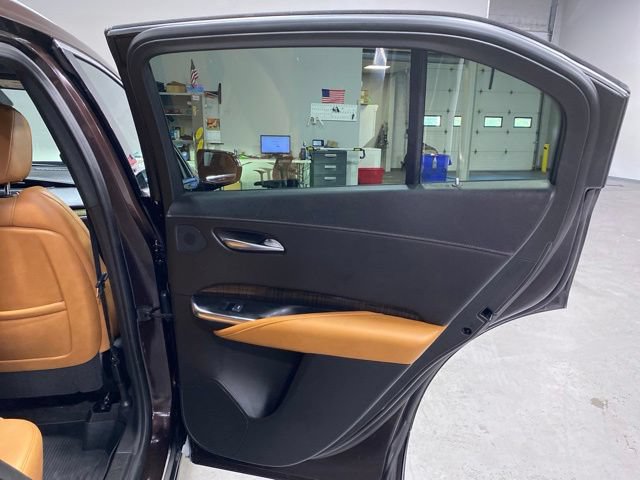 Used 2020 Cadillac XT4 Premium Luxury w/ Enhanced Visibility Package AWD/4WD image 26
