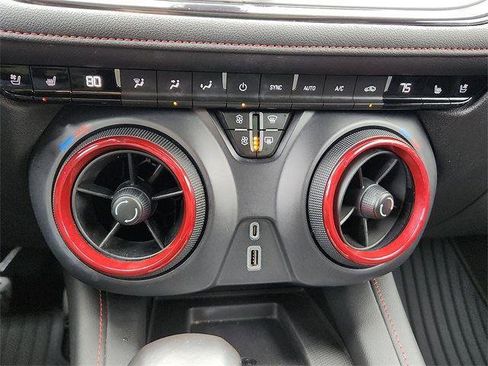 Used 2019 Chevrolet Blazer RS image 16