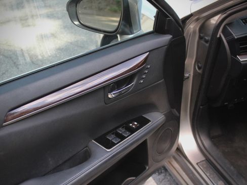 Used 2016 Lexus ES 350 w/ Navigation System Package FWD image 34