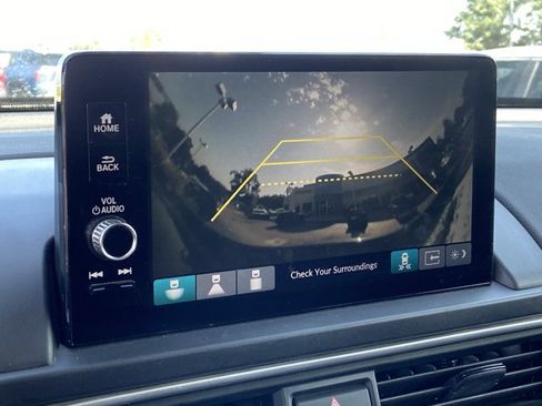 Used 2024 Honda Pilot EX-L image 36