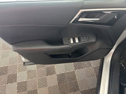 Used 2023 Mitsubishi Outlander SE AWD/4WD image 18