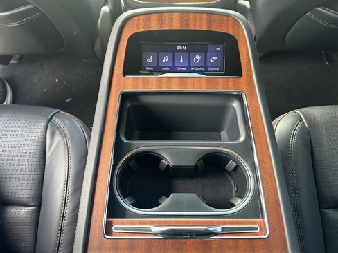 New 2026 Lincoln Navigator Black Label AWD/4WD image 12